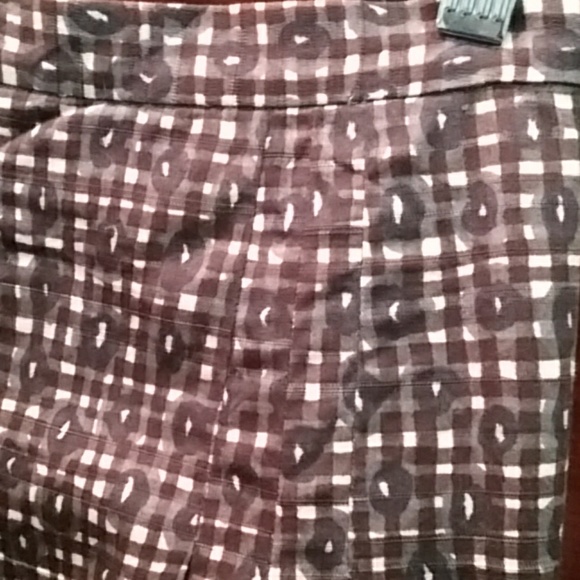 Skirt - Picture 2 of 2